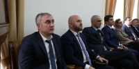 Руководитель Агентства информации и печати РД Абдуразак Джамалутдинов прокомментировал итоги Прямой линии Президента России Владимира Путина: - Сетевое издание Дербент