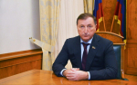 Председатель Народного Собрания Республики Дагестан Заур Аскендеров поздравил жителей республики с Днём Героев Отечества