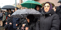 В Дербенте прошёл митинг ко Дню Героев Отечества - Администрация г. Дербент