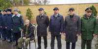 В ДЕРБЕНТЕ ПРОШЁЛ МИТИНГ КО ДНЮ ГЕРОЕВ ОТЕЧЕСТВА - Собрание депутатов г.о. город Дербент